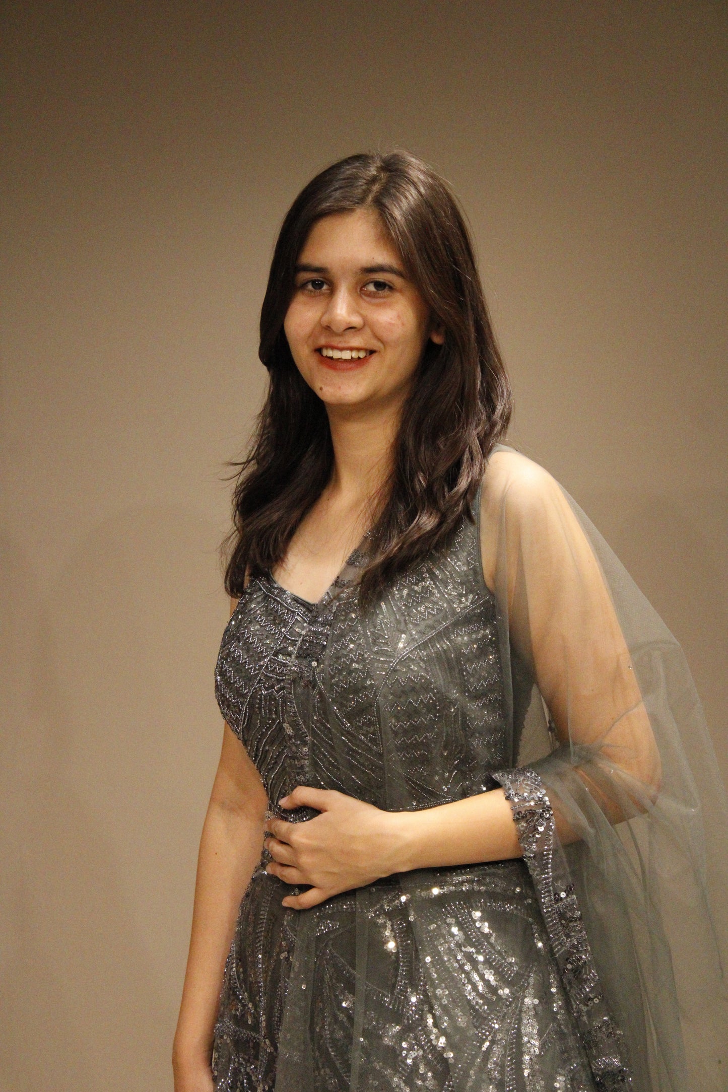 Elegant Net Crop Top with Delicate Pearl Embellishments