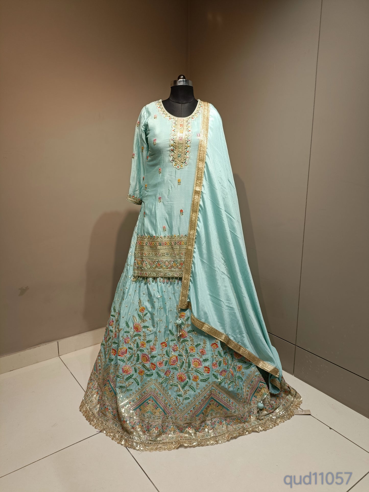 Regal Silk Crop Top with Intricate Zari Embroidery