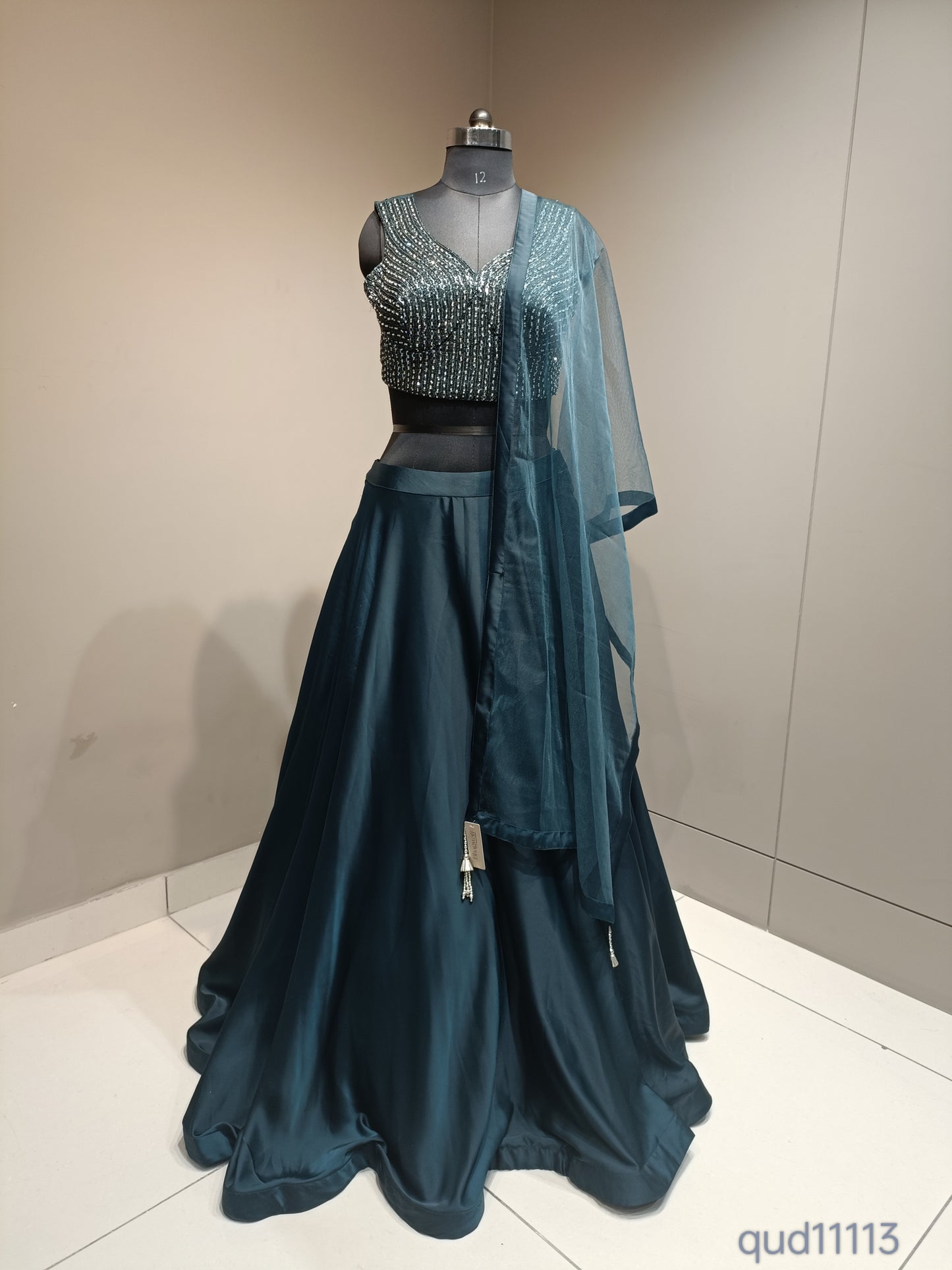 Chic Crepe Crop Top with Dazzling Diamond Embellishments