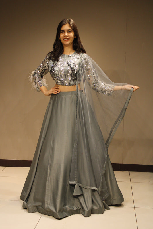 Chic Crepe Crop Top with Glamorous Sequin Embellishments